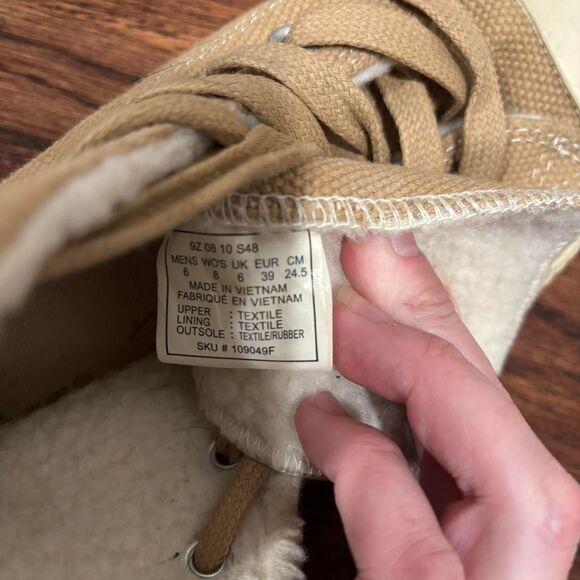 Converse Women's Tan and Brown Trainers - Picture 4 of 6